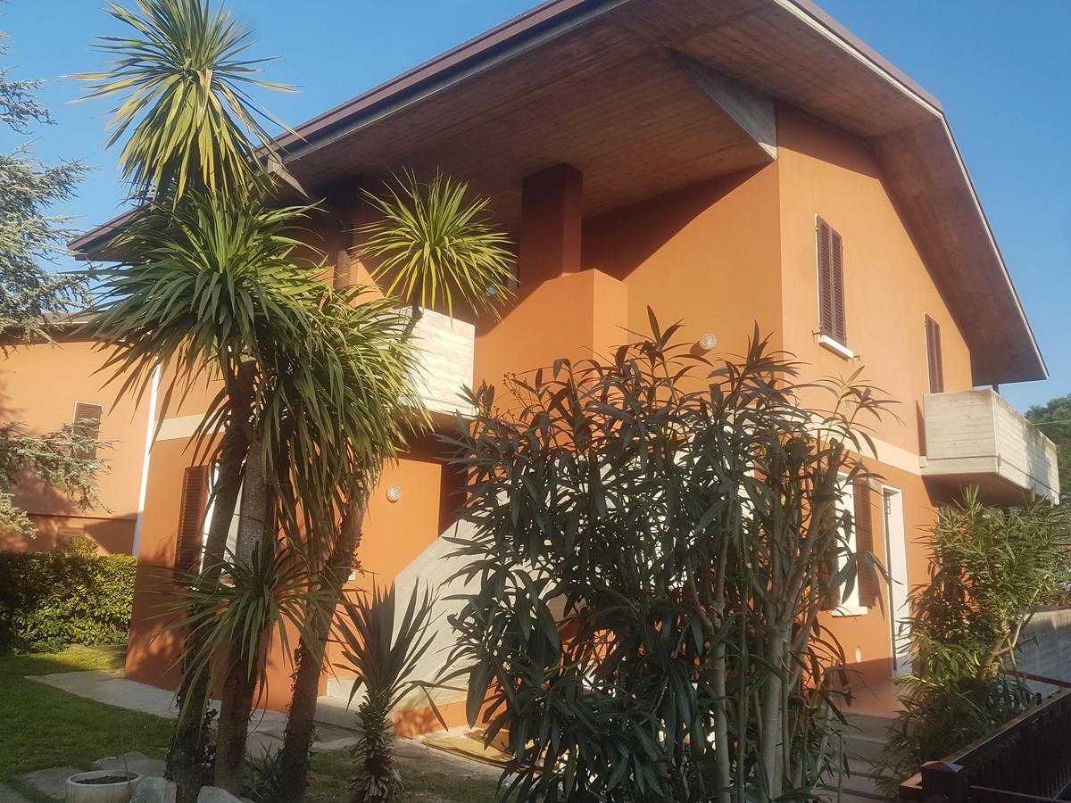 La Casa Di Rivo Hotel Desenzano del Garda Exterior foto